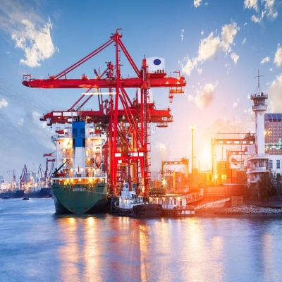 如何防止在碼頭的起重機生銹？